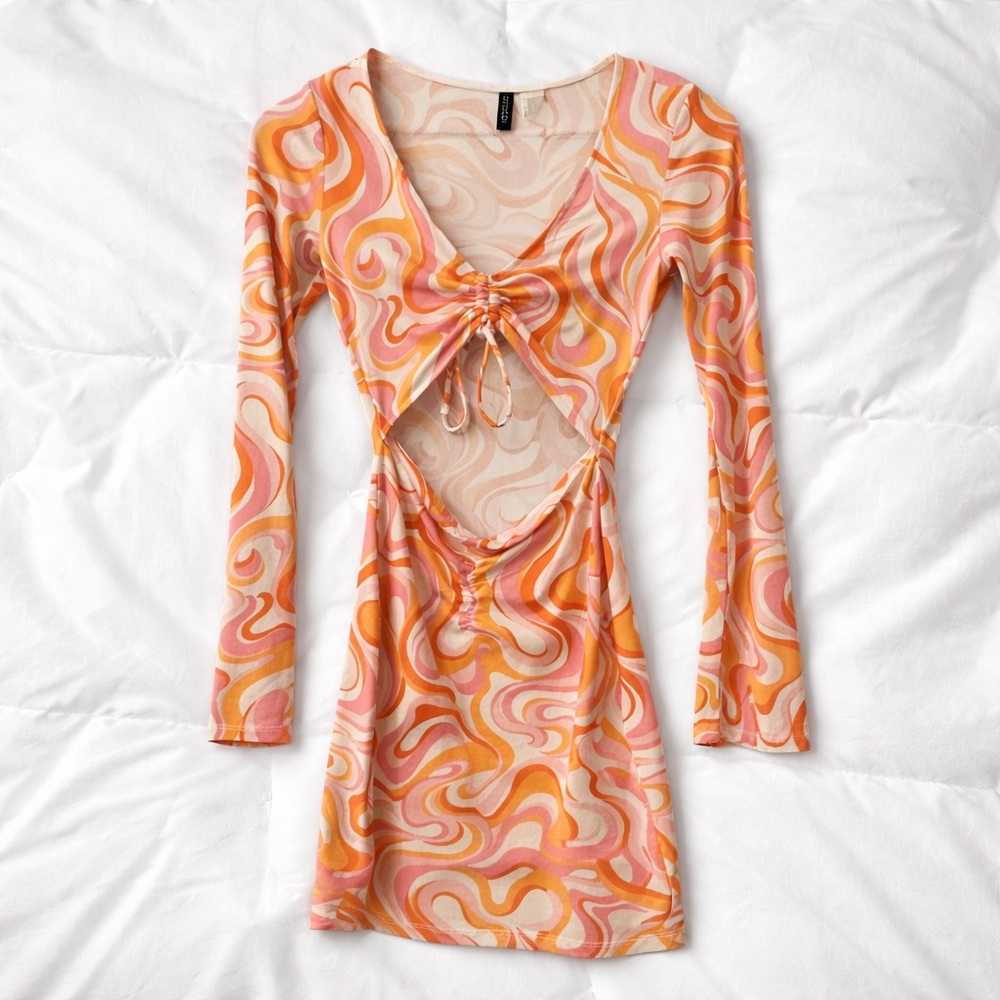 H&M Divided XS Orange Pink Swirl Ruched Cut-Out Long Sleeve Dress